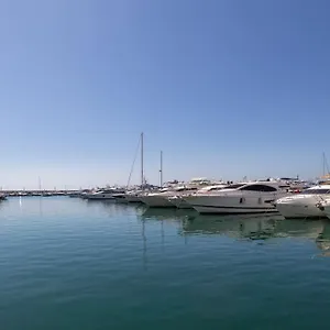  Apartment In The Heart Puerto Banus Luxurious